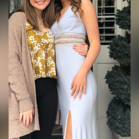 Elegant Light Blue Sleeveless Dress - Picture 2 of 3